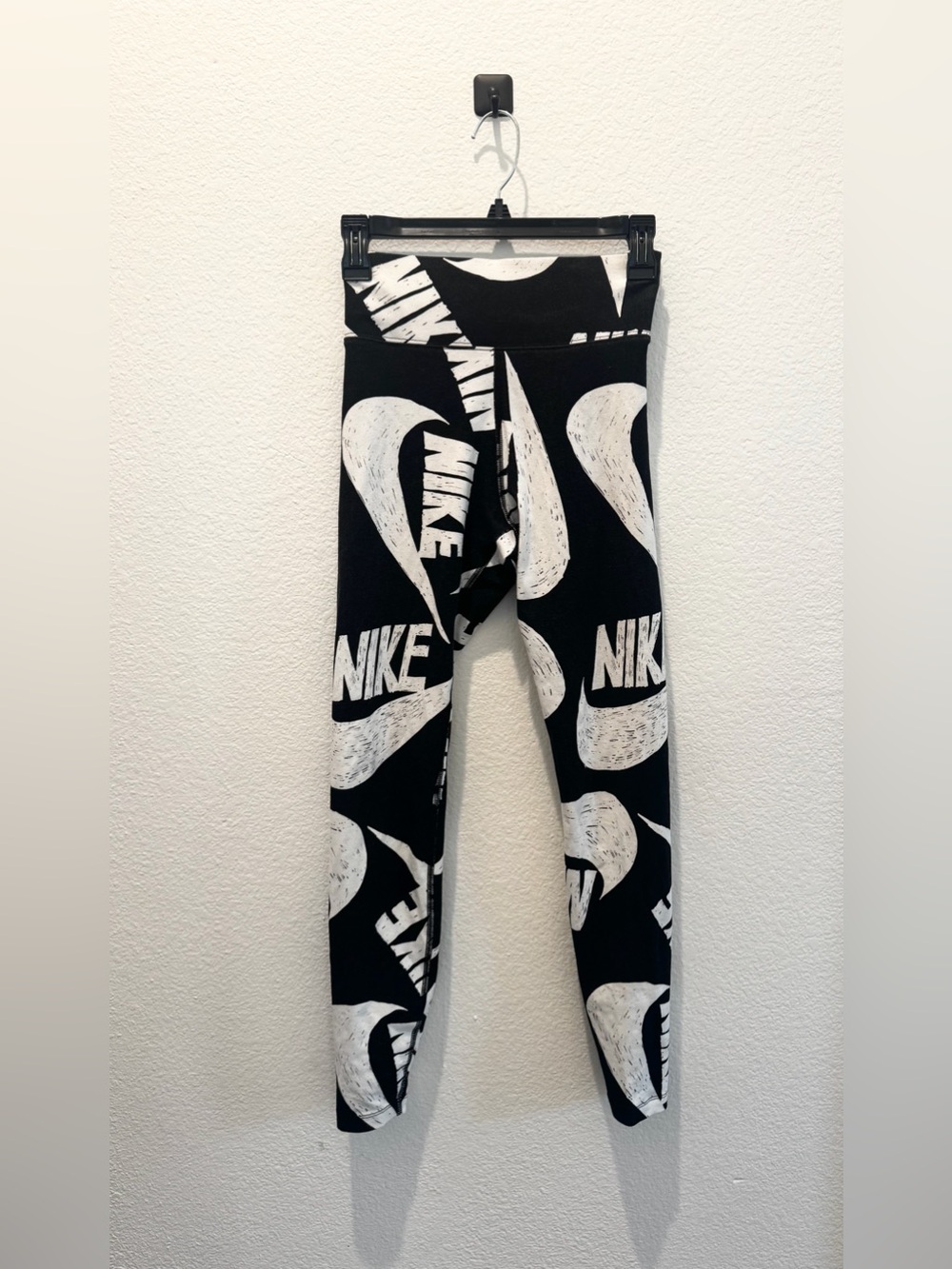 Nike Sportswear Icon Clash Allover Print High-Waisted Leggings - Size XS